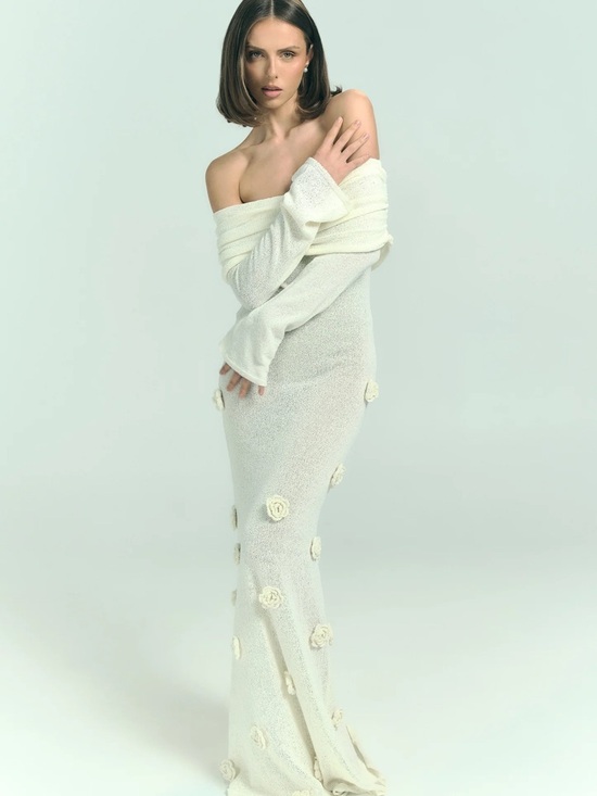Meshki Dresses & Skirts - Meshki Kiki Off-Shoulder Maxi Dress in Ivory